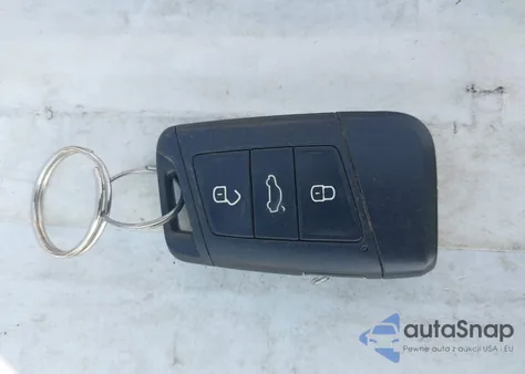 2019 Volkswagen Jetta 1.4T R-Line/1.4T S/1.4T Se из США, поврежденный, VIN 3VWCB7BU5KM142017